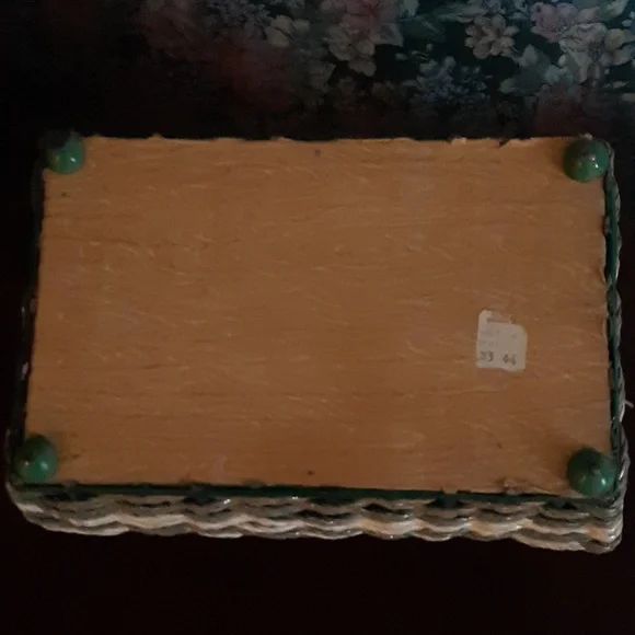 Vintage Woven Sewing Basket - Picture 4 of 6